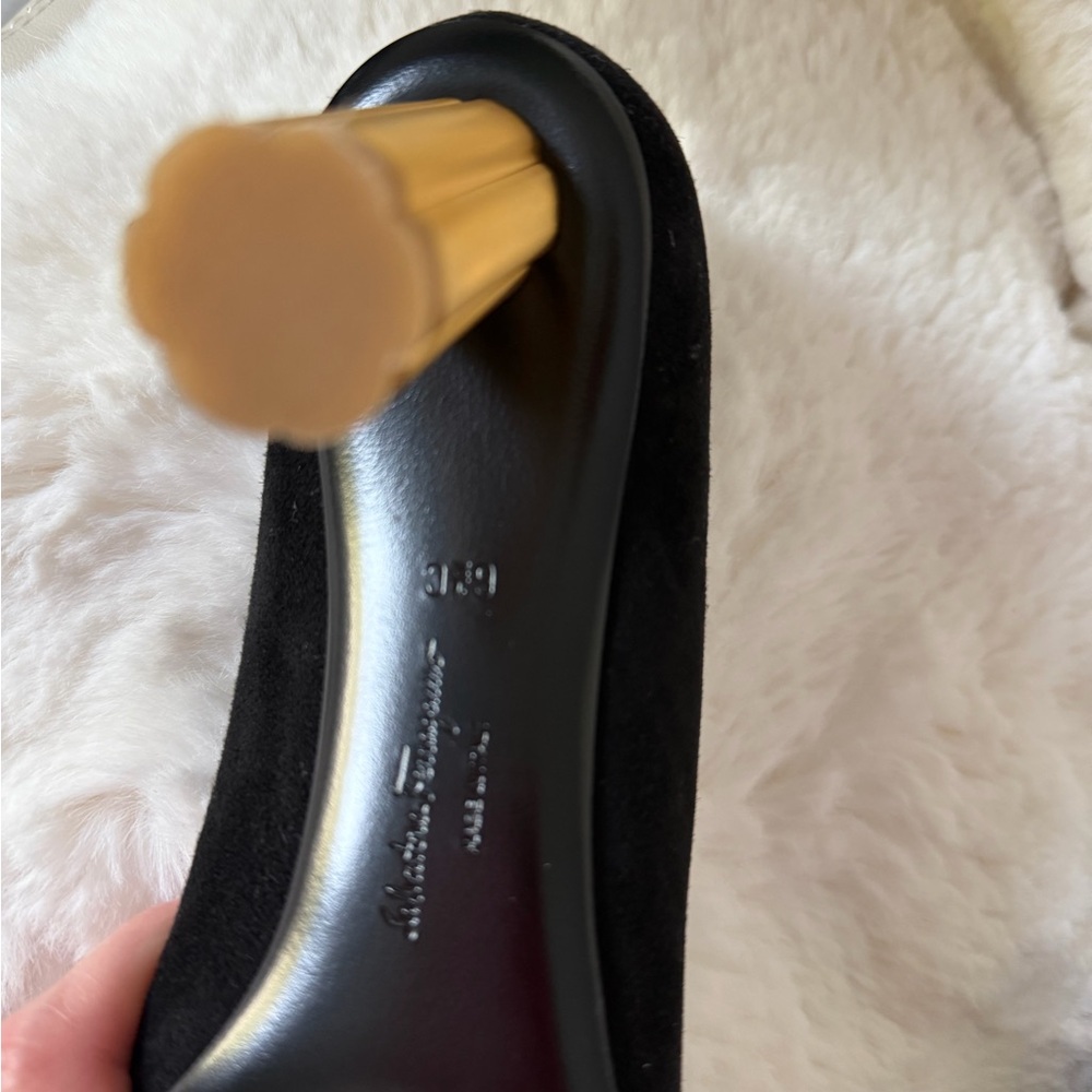 Salvatore Ferragamo Black Suede Pointed Toe Bow Pumps - Picture 5 of 6